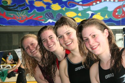 Nina Heinig, Patricia Scheller, Katharina Smolarczyk und Andrea Rosenstiel waren beim Villinger Masters-Meeting die Schnellsten ber 4 x 50m Freistil in ihrer Alterskategorie